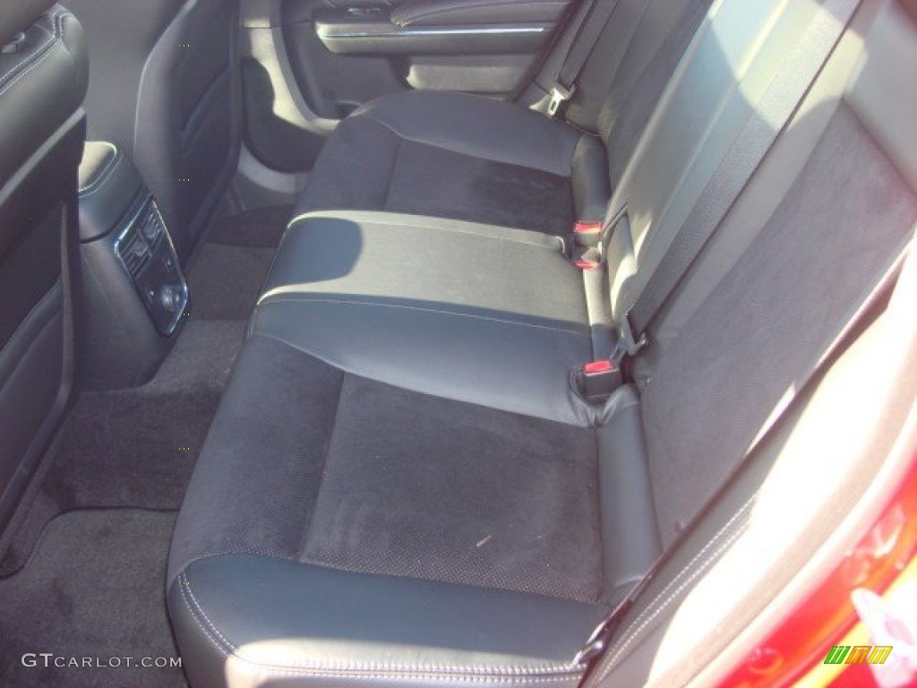 2013 Dodge Charger R/T Road & Track Rear Seat Photo #74160518