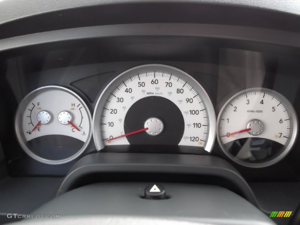 2005 Dodge Dakota SLT Club Cab 4x4 Gauges Photos