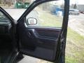 2004 Brillant Black Crystal Pearl Jeep Grand Cherokee Limited 4x4  photo #24