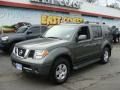 2005 Storm Gray Metallic Nissan Pathfinder SE 4x4  photo #3