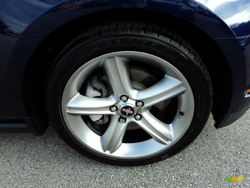 2010 Ford Mustang GT Premium Coupe Wheel Photo #74165128