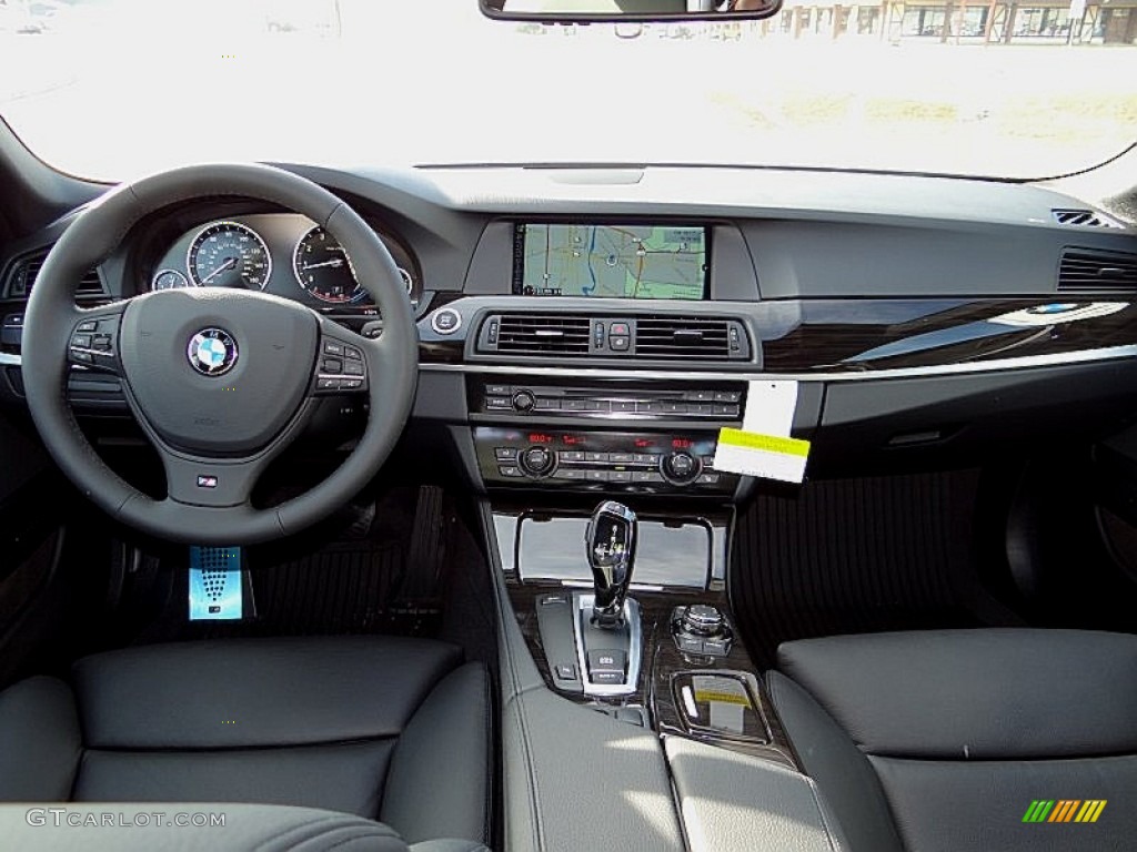 2013 5 Series 550i Sedan - Jet Black / Black photo #2