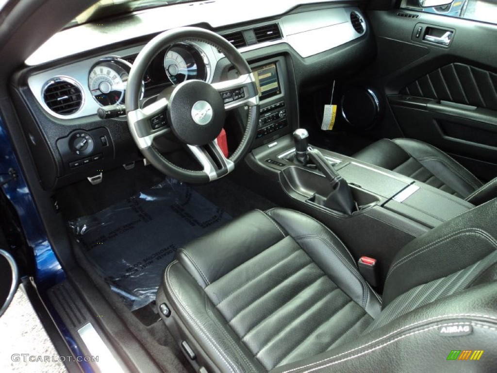 Charcoal Black Interior 2010 Ford Mustang GT Premium Coupe Photo #74165500