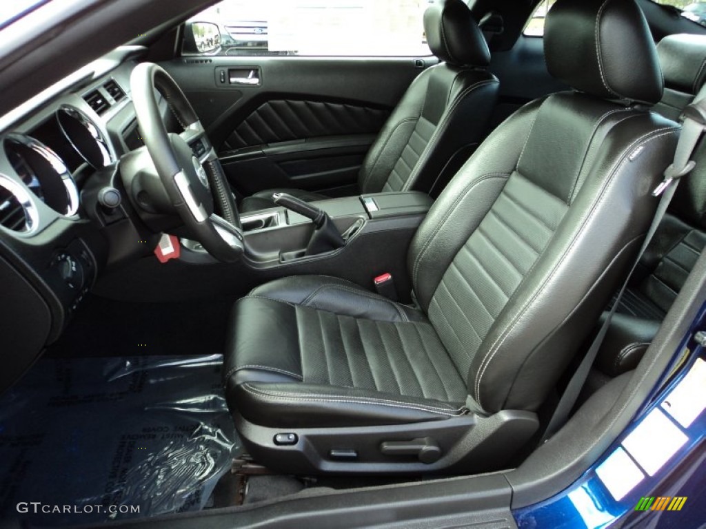 Charcoal Black Interior 2010 Ford Mustang GT Premium Coupe Photo #74165524