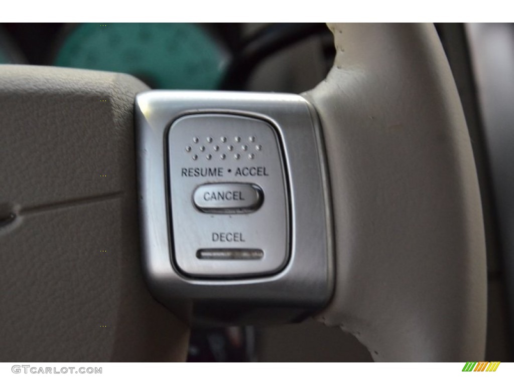 2008 Aspen Limited Walter P Chrysler Signature Series - Light Sandstone Metallic / Light Graystone photo #28