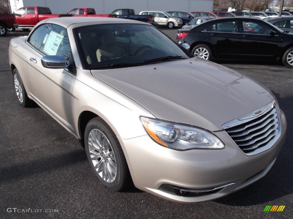 2013 200 Limited Hard Top Convertible - Cashmere Pearl / Black/Light Frost Beige photo #1