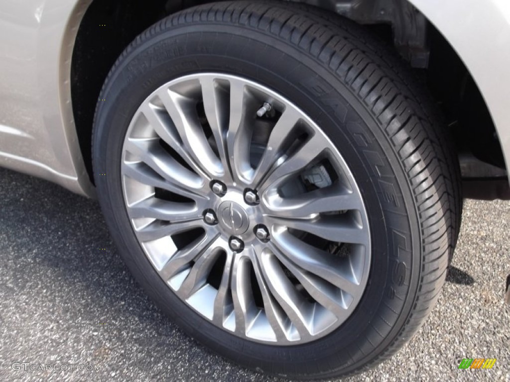 2013 Chrysler 200 Limited Hard Top Convertible Wheel Photos