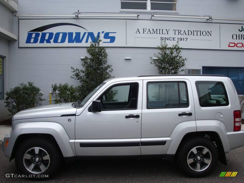 Bright Silver Metallic Jeep Liberty