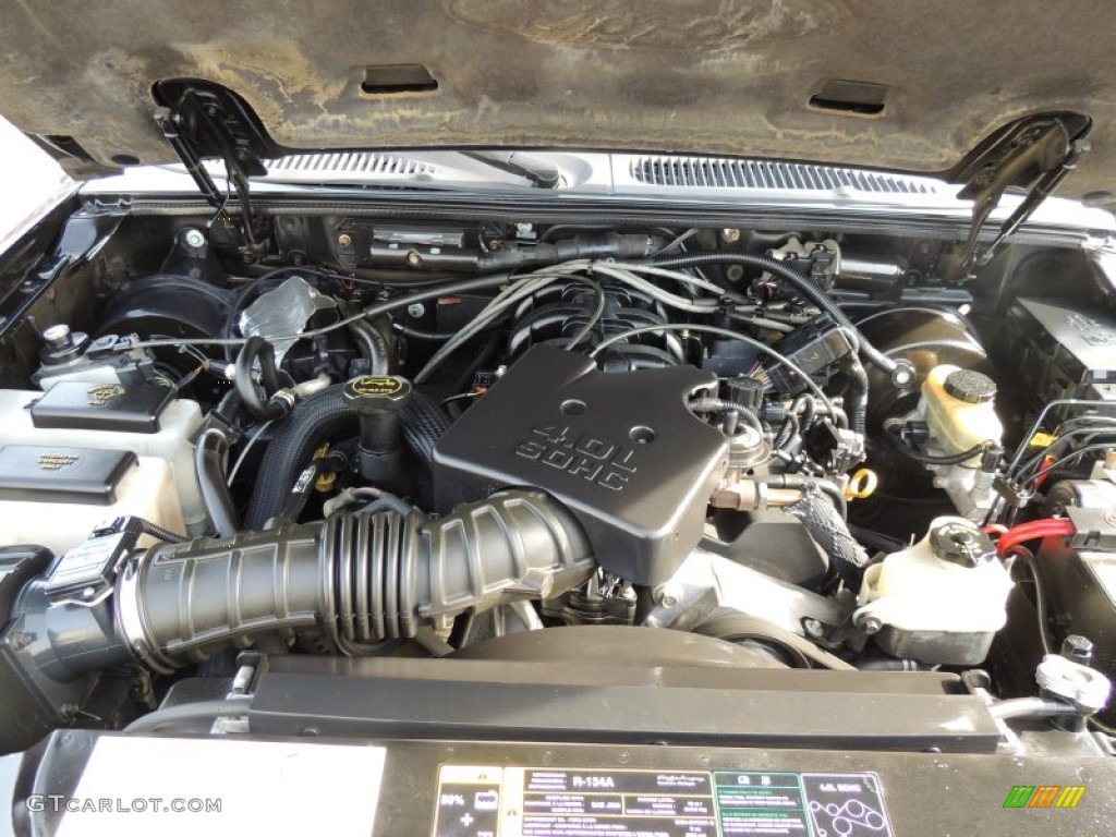2003 Ford Explorer Sport XLT 4.0 Liter SOHC 12-Valve V6 Engine Photo #74171026