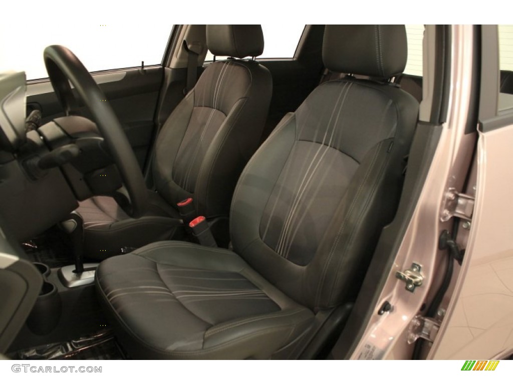 Silver/Silver Interior 2013 Chevrolet Spark LT Photo #74171190