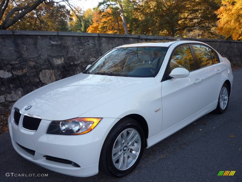 2006 3 Series 325i Sedan - Alpine White / Beige photo #3