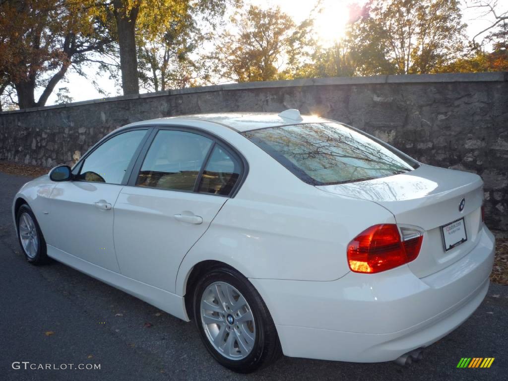 2006 3 Series 325i Sedan - Alpine White / Beige photo #4