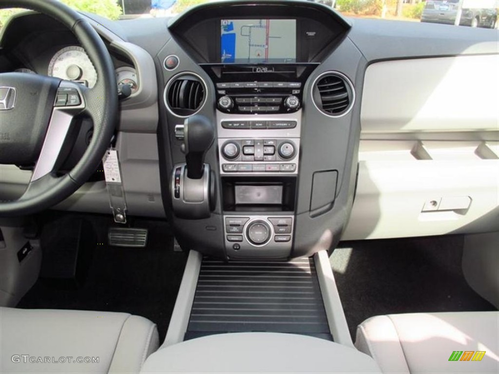 2013 Honda Pilot EX-L Controls Photo #74176861