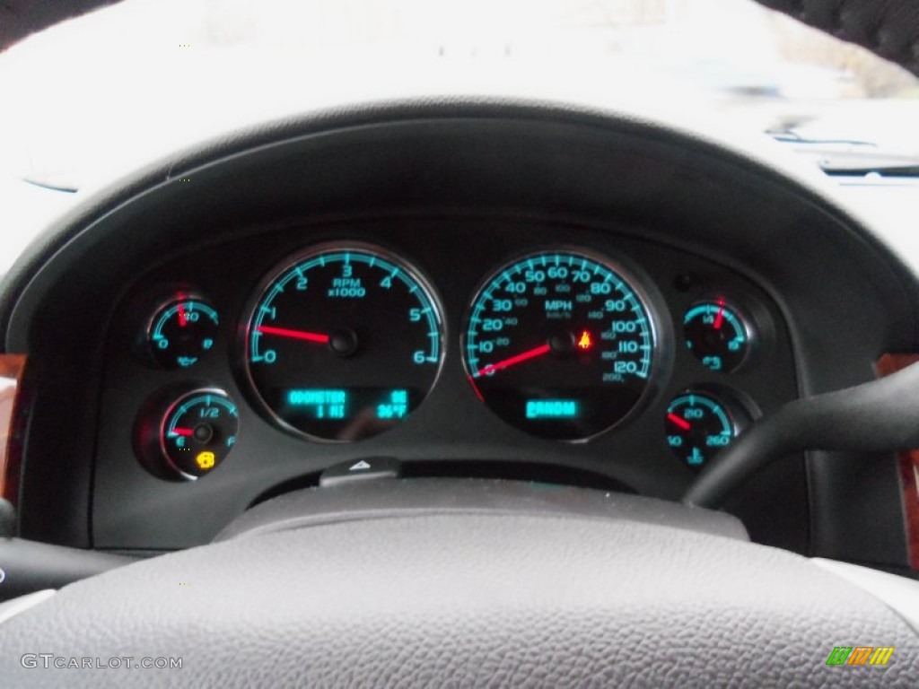 2013 Tahoe LS 4x4 - Summit White / Ebony photo #22