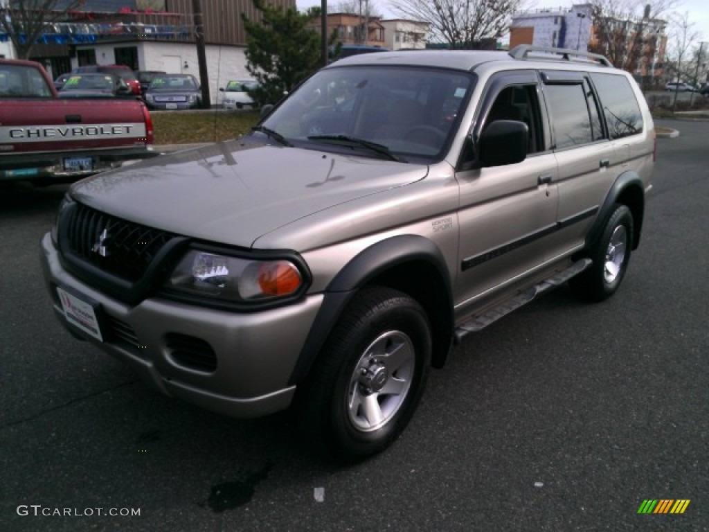 2003 Montero Sport LS 4x4 - Sudan Beige Metallic / Tan photo #1