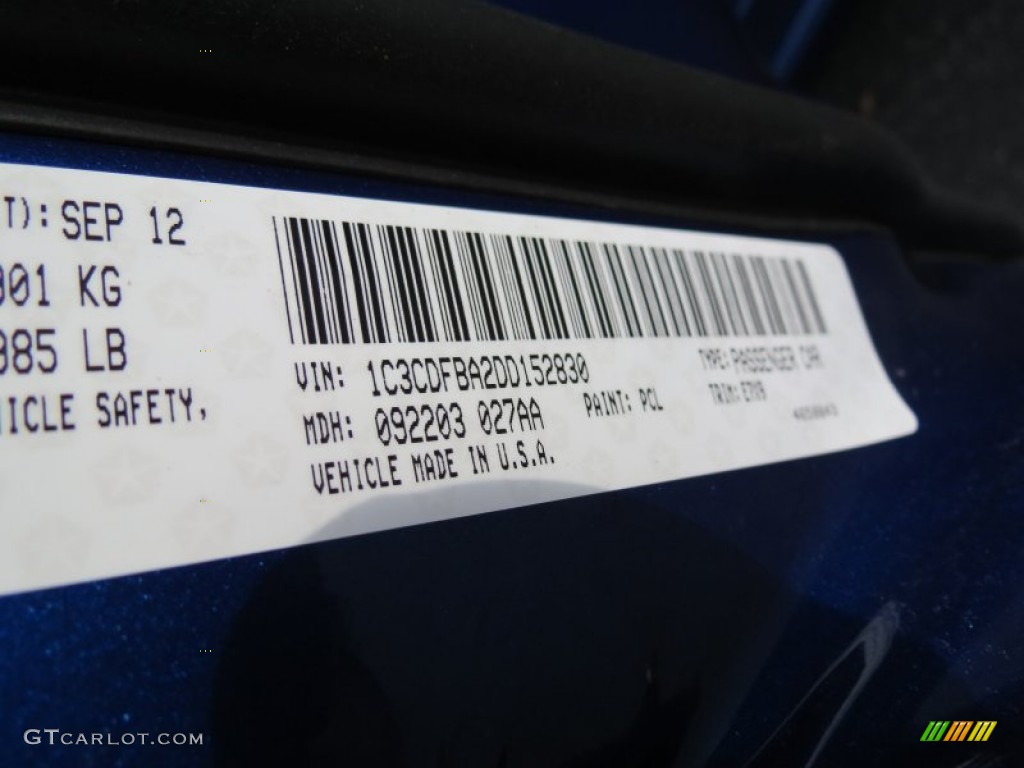 2013 Dart SXT - Blue Streak Pearl Coat / Black photo #11