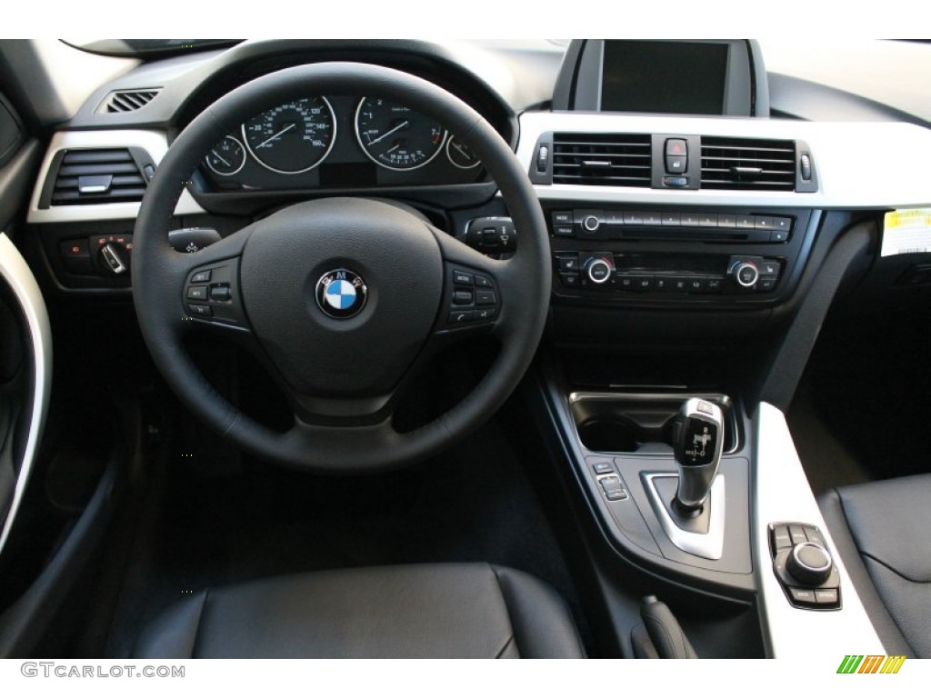 2013 BMW 3 Series 328i xDrive Sedan Black Dashboard Photo #74180050