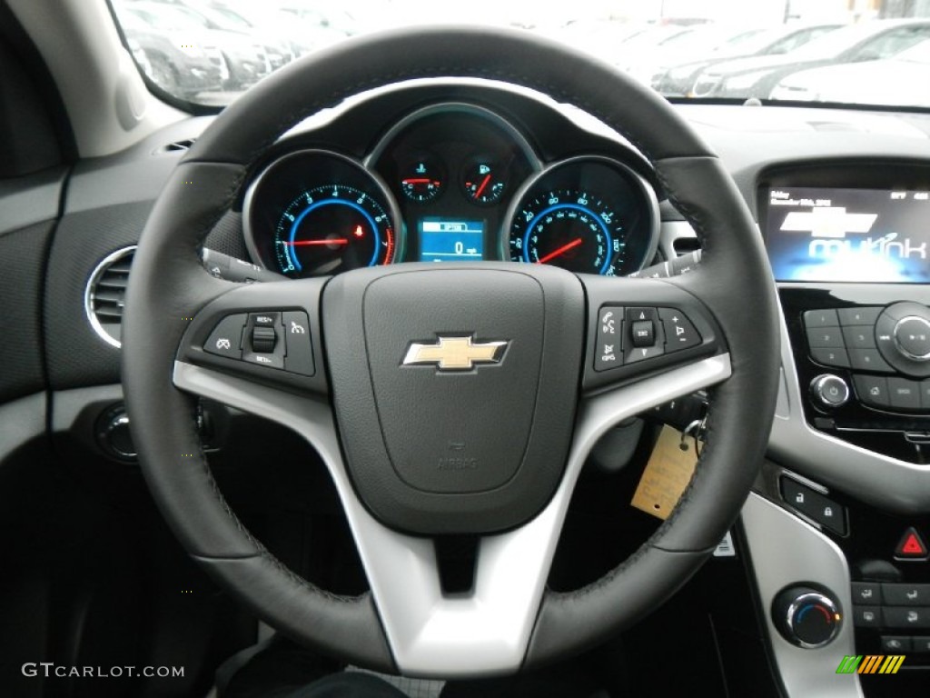 2013 Cruze LT - Summit White / Jet Black photo #18