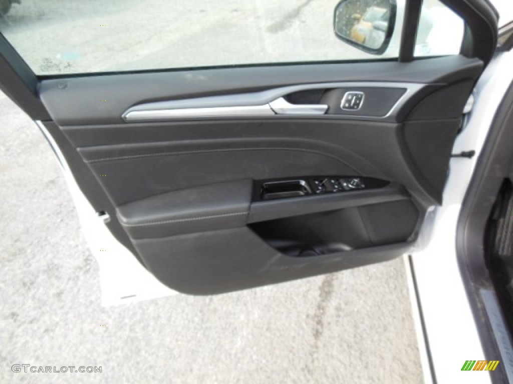 2013 Fusion Titanium AWD - White Platinum Metallic Tri-coat / Charcoal Black photo #12