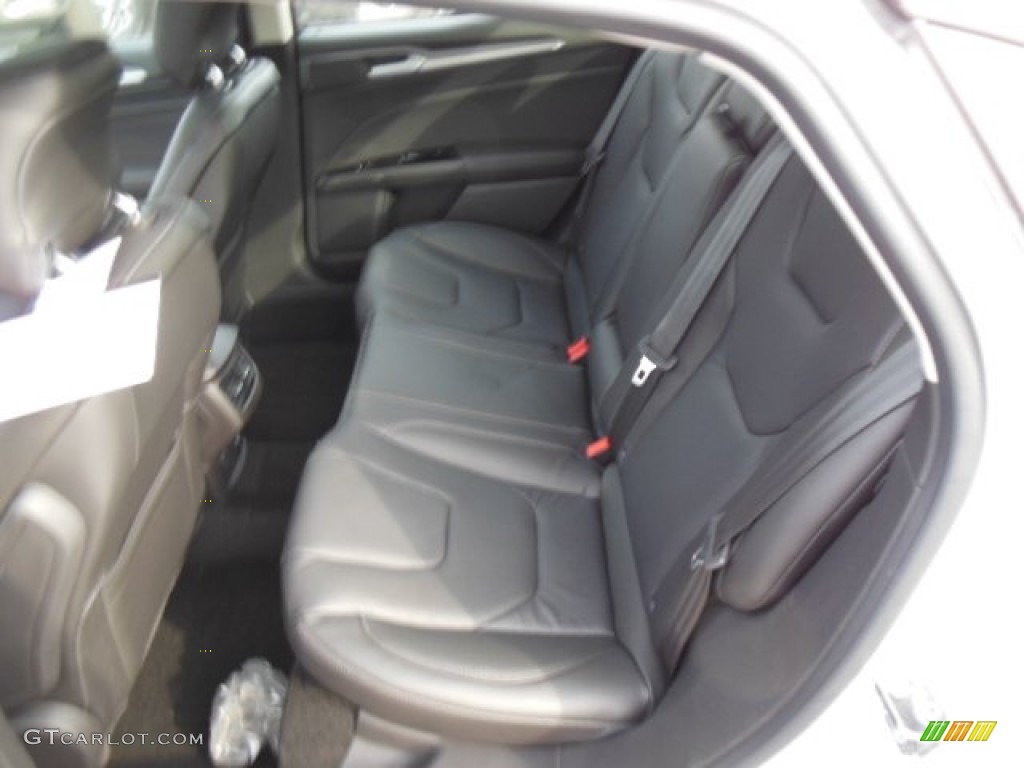 2013 Fusion Titanium AWD - White Platinum Metallic Tri-coat / Charcoal Black photo #13