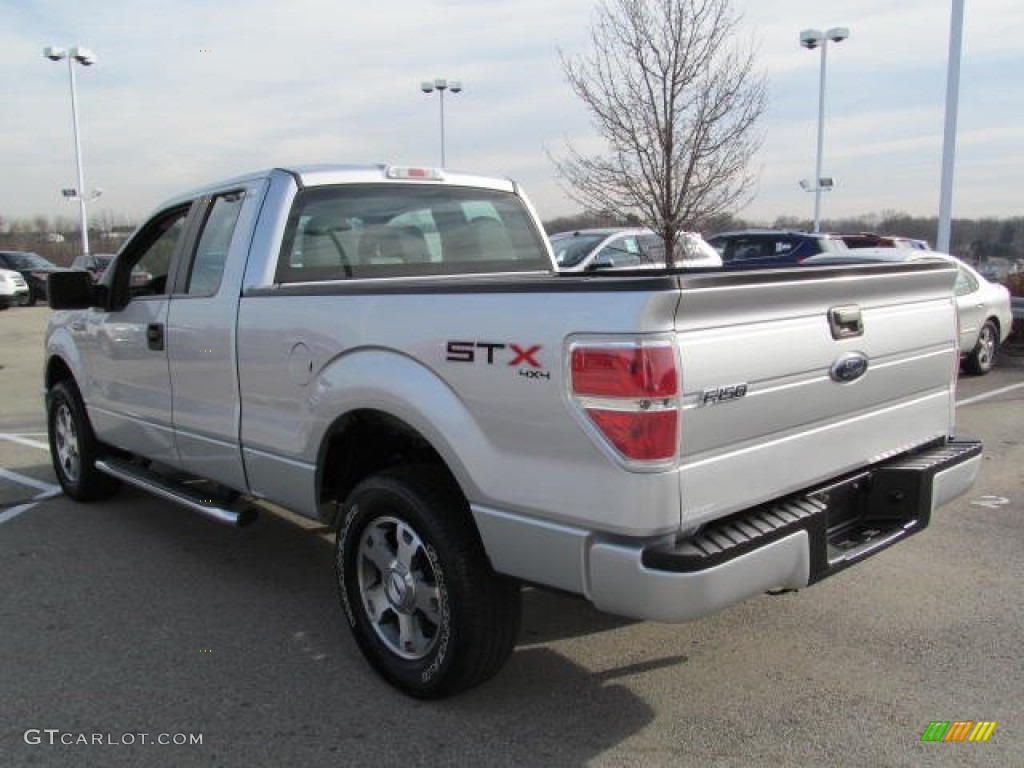 2010 F150 STX SuperCab 4x4 - Ingot Silver Metallic / Medium Stone photo #7