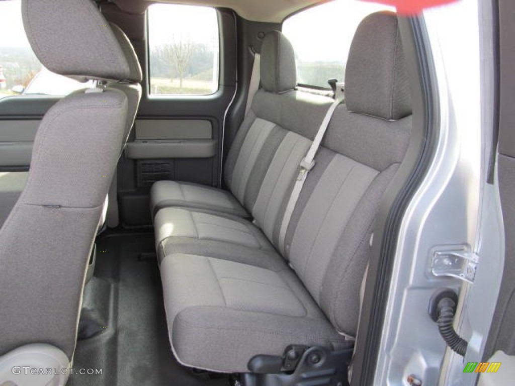 2010 F150 STX SuperCab 4x4 - Ingot Silver Metallic / Medium Stone photo #13
