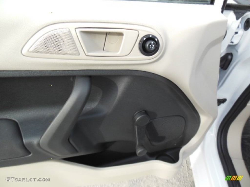2013 Fiesta S Sedan - Oxford White / Charcoal Black/Light Stone photo #15