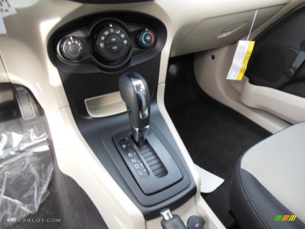 2013 Fiesta S Sedan - Oxford White / Charcoal Black/Light Stone photo #17