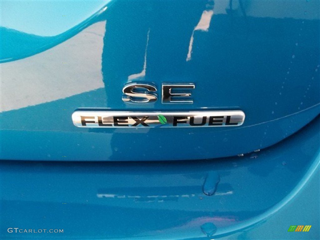 2013 Focus SE Sedan - Blue Candy / Charcoal Black photo #7