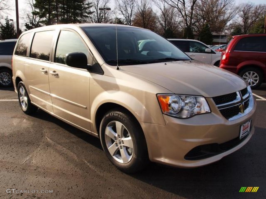 2013 Grand Caravan SE - Sandstone / Black/Light Graystone photo #2