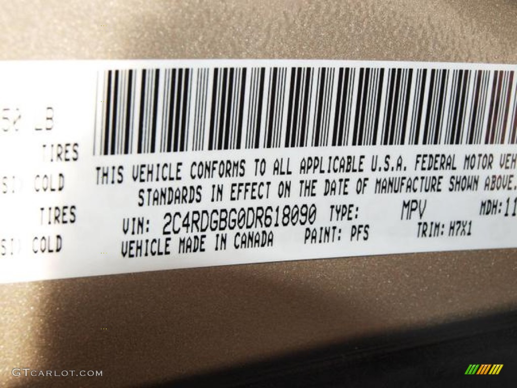 2013 Grand Caravan SE - Sandstone / Black/Light Graystone photo #7