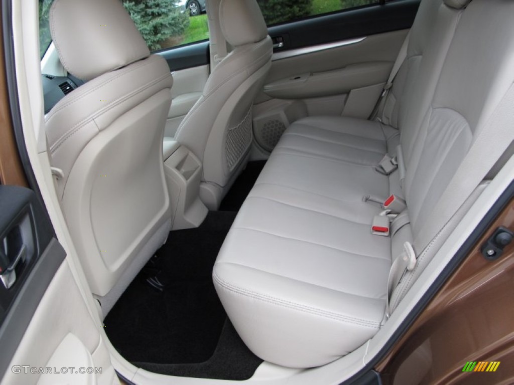 2011 Outback 2.5i Premium Wagon - Caramel Bronze Pearl / Warm Ivory photo #19