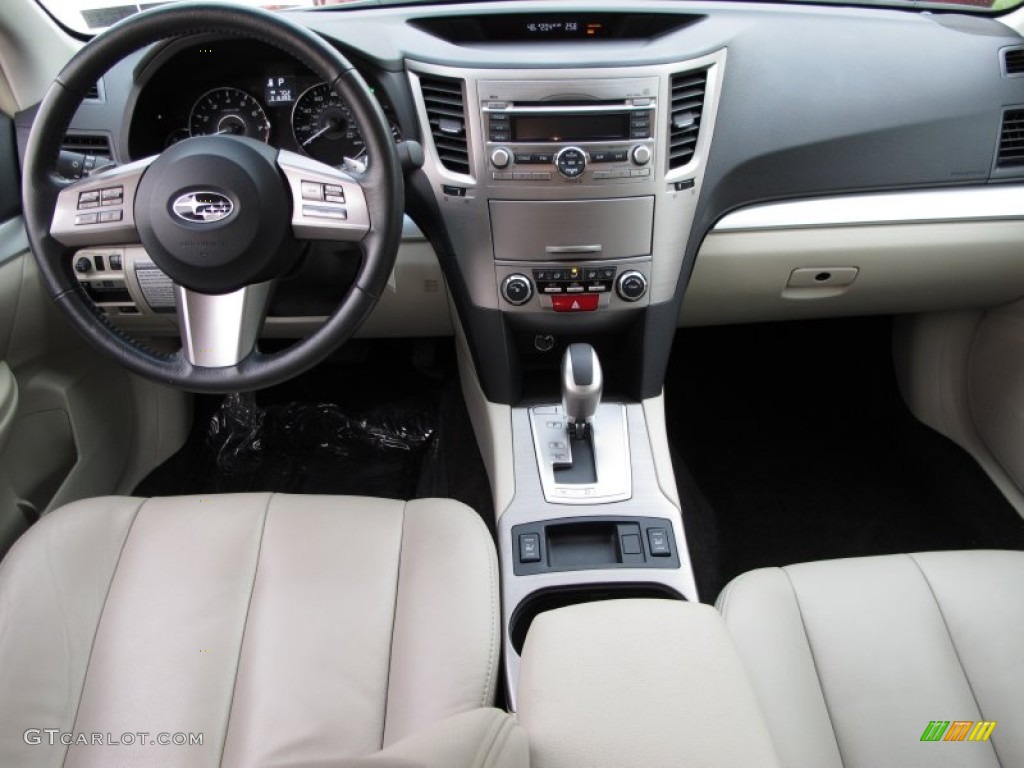 2011 Outback 2.5i Premium Wagon - Caramel Bronze Pearl / Warm Ivory photo #21