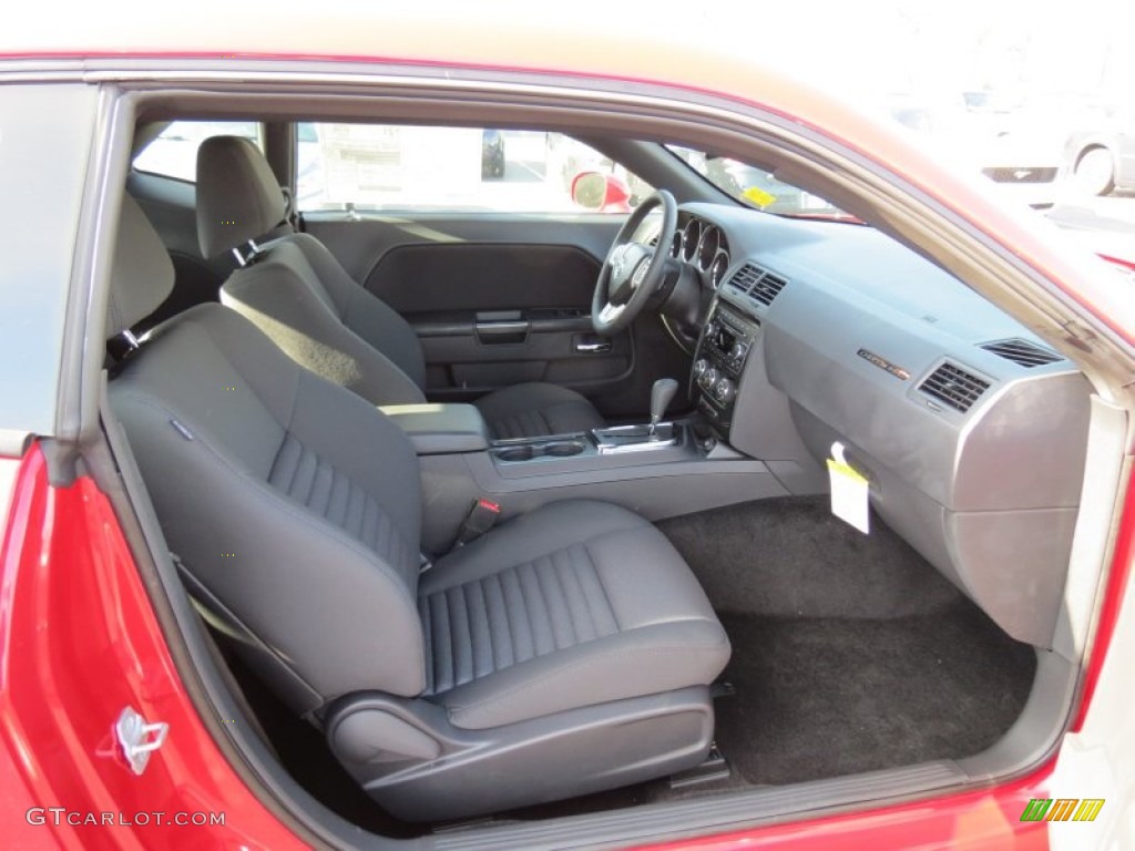 2013 Challenger SXT - Redline 3-Coat Pearl / Dark Slate Gray photo #7