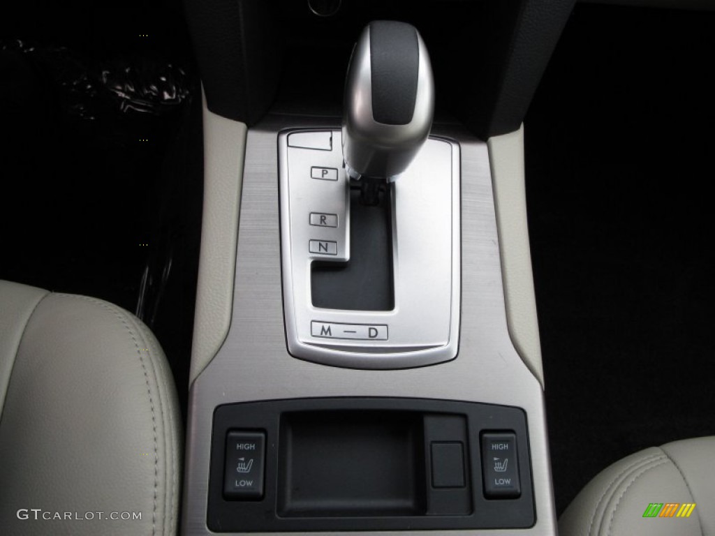 2011 Outback 2.5i Premium Wagon - Caramel Bronze Pearl / Warm Ivory photo #25