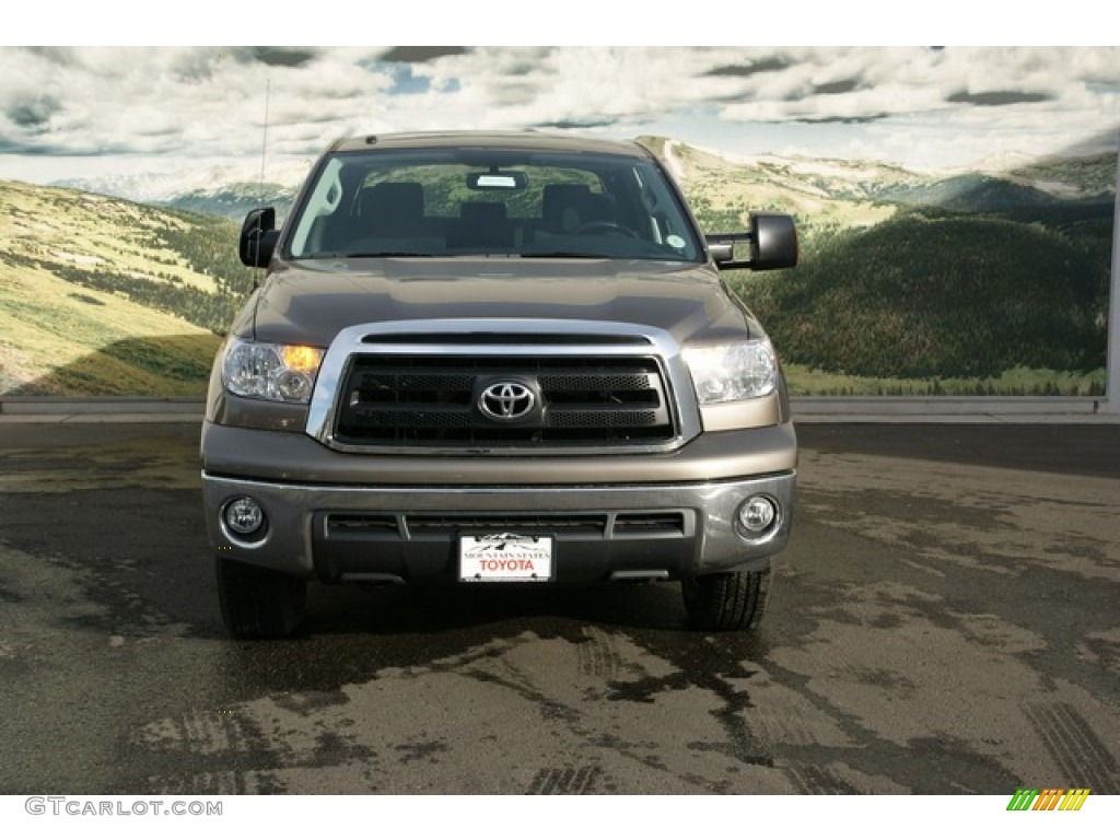 2013 Tundra CrewMax 4x4 - Pyrite Mica / Graphite photo #3