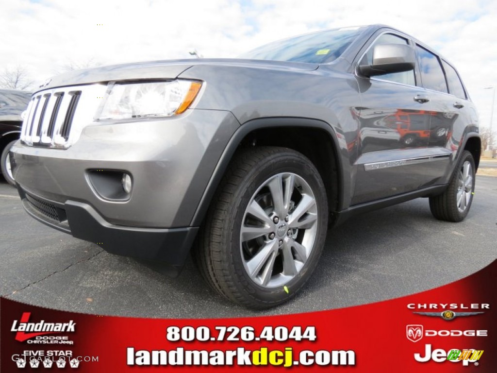 2013 Grand Cherokee Laredo X Package - Mineral Gray Metallic / Dark Graystone/Medium Graystone photo #1