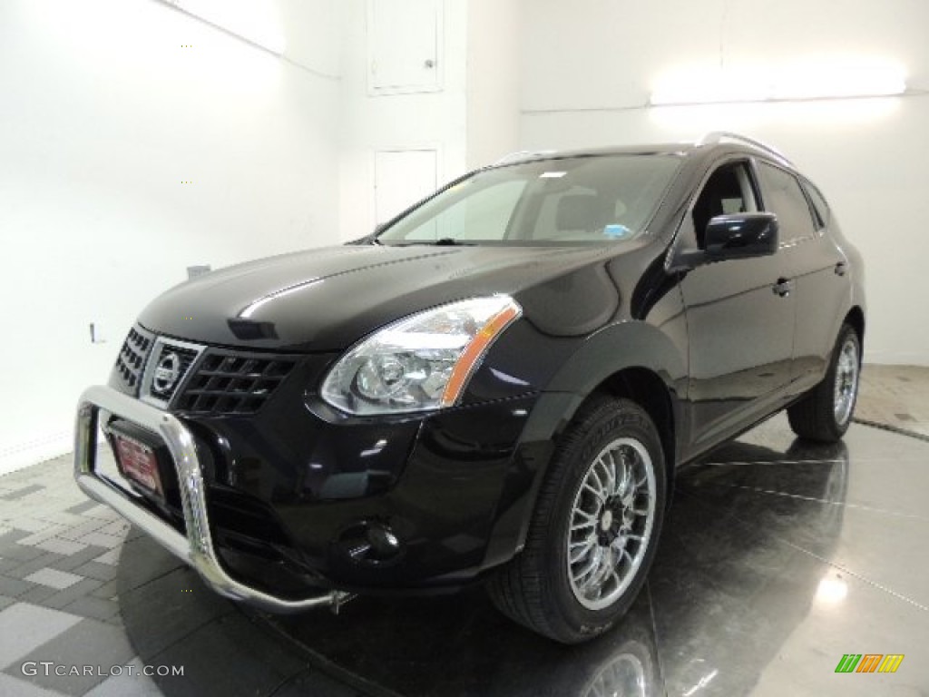 Wicked Black Nissan Rogue