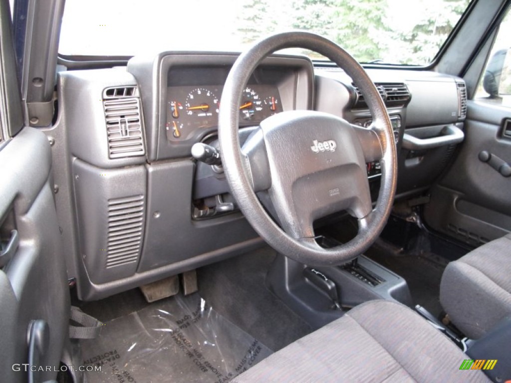 2004 Wrangler Unlimited 4x4 - Patriot Blue Pearl / Dark Slate Gray photo #11