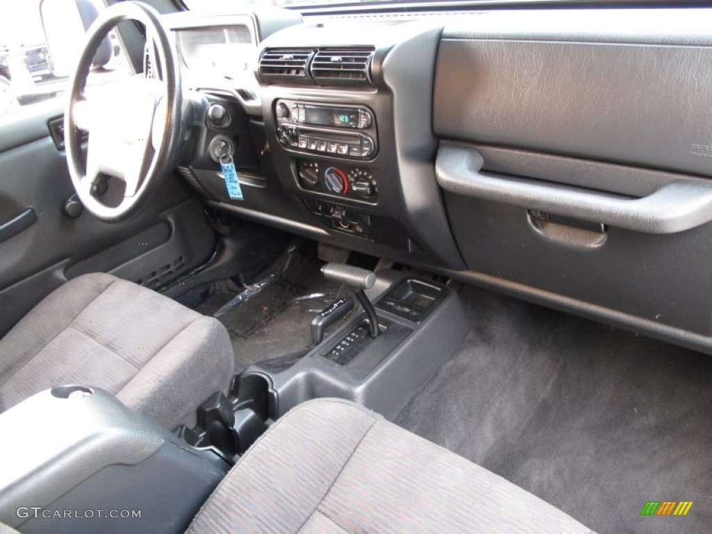 2004 Wrangler Unlimited 4x4 - Patriot Blue Pearl / Dark Slate Gray photo #15