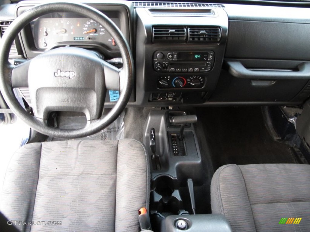2004 Wrangler Unlimited 4x4 - Patriot Blue Pearl / Dark Slate Gray photo #18