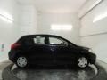 Super Black - Versa 1.8 S Hatchback Photo No. 4