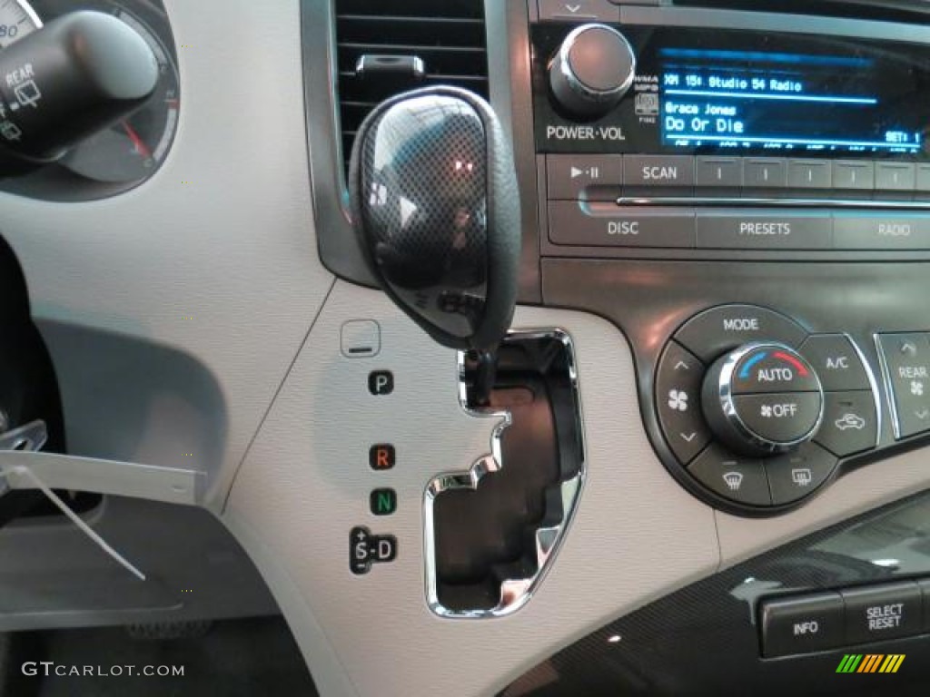 2013 Toyota Sienna SE 6 Speed ECT-i Automatic Transmission Photo #74193817