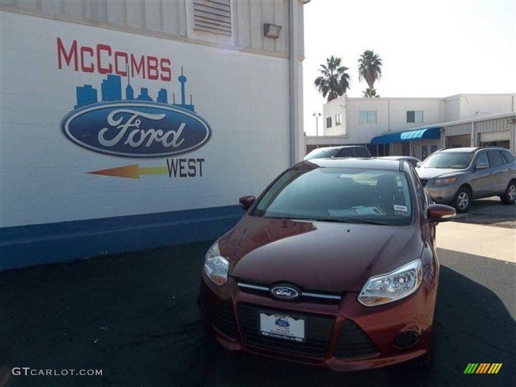 2013 Focus SE Sedan - Ruby Red / Medium Light Stone photo #1