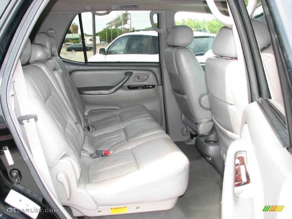 2002 Sequoia SR5 - Black / Charcoal photo #11