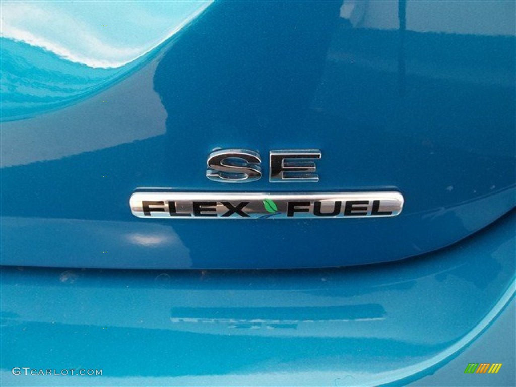 2013 Focus SE Sedan - Blue Candy / Charcoal Black photo #7