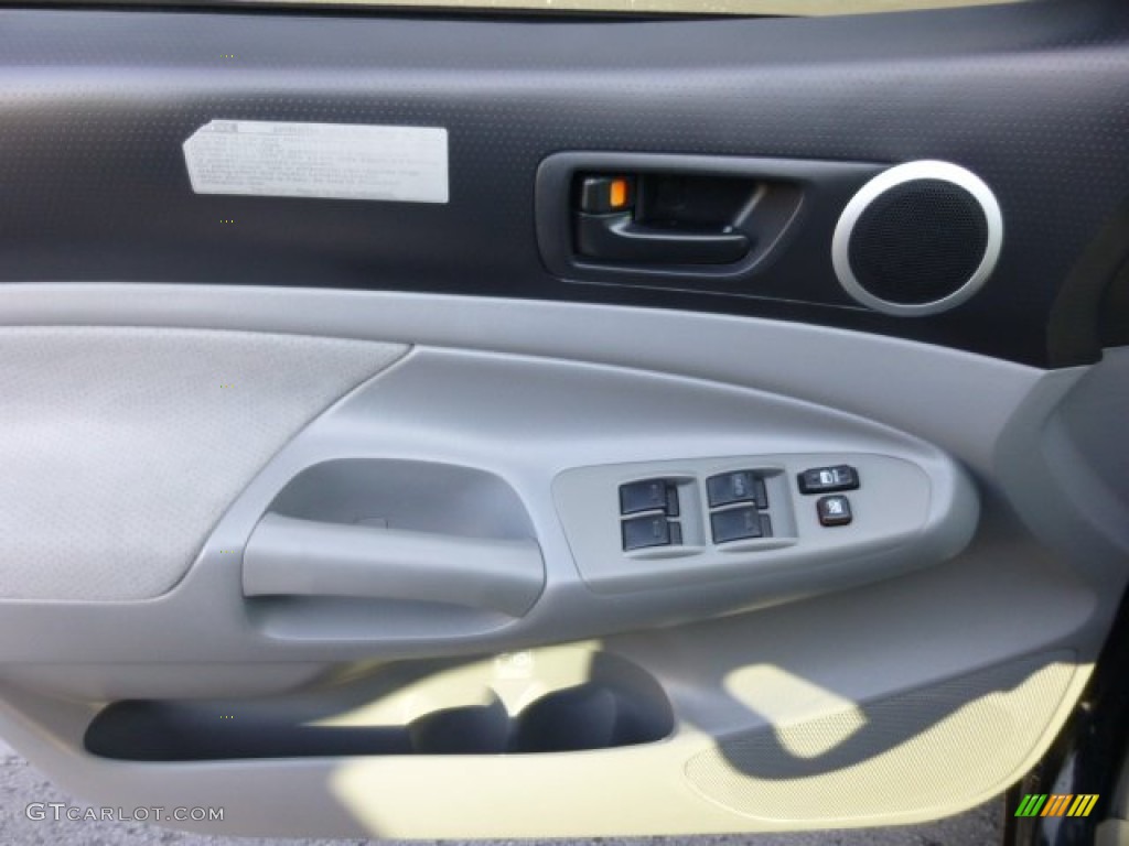 2007 Tacoma V6 SR5 Double Cab 4x4 - Black Sand Pearl / Graphite Gray photo #17