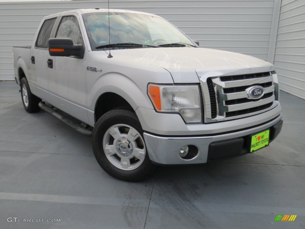 2010 F150 XLT SuperCrew - Ingot Silver Metallic / Medium Stone photo #1