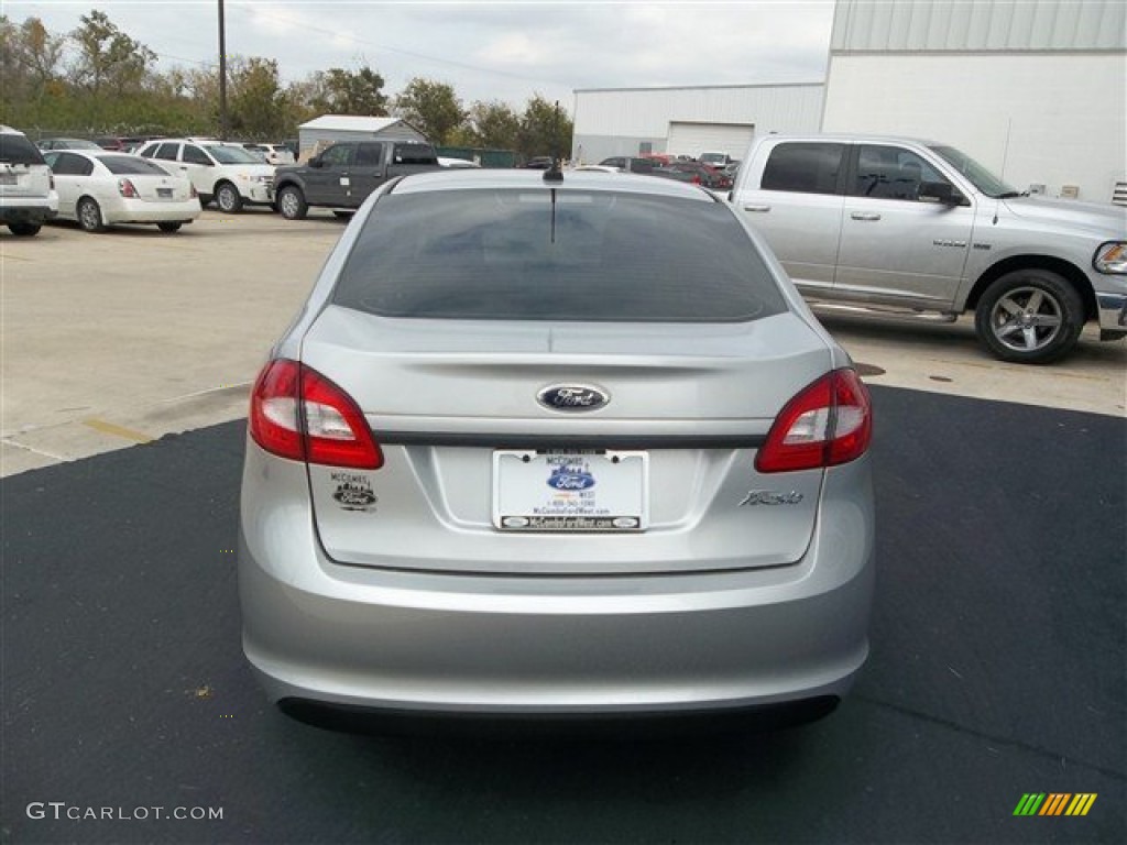 2013 Fiesta S Sedan - Ingot Silver / Charcoal Black/Light Stone photo #5