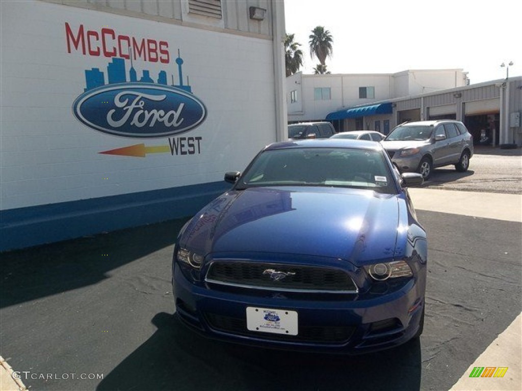 Deep Impact Blue Metallic Ford Mustang